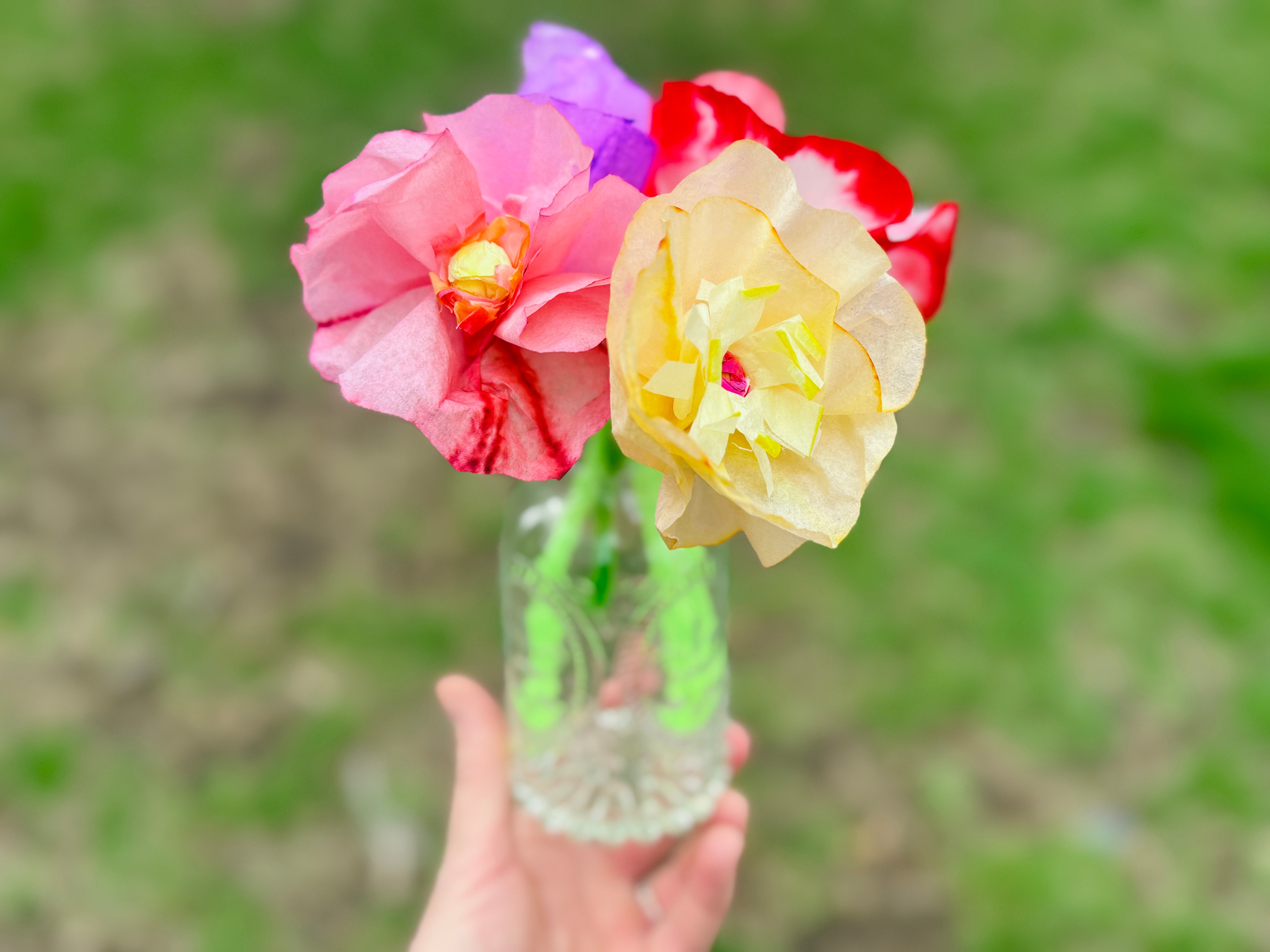 Easy Coffee Filter Flowers Craft for All Ages! 🌸